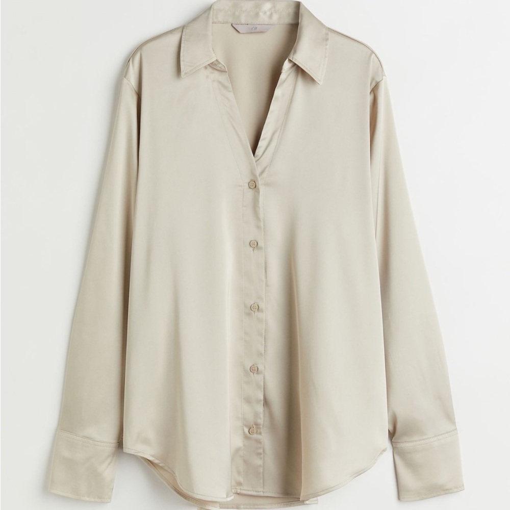H&M, Cream/Light Gold Satin, oversized v-neck Button-Up Blouse